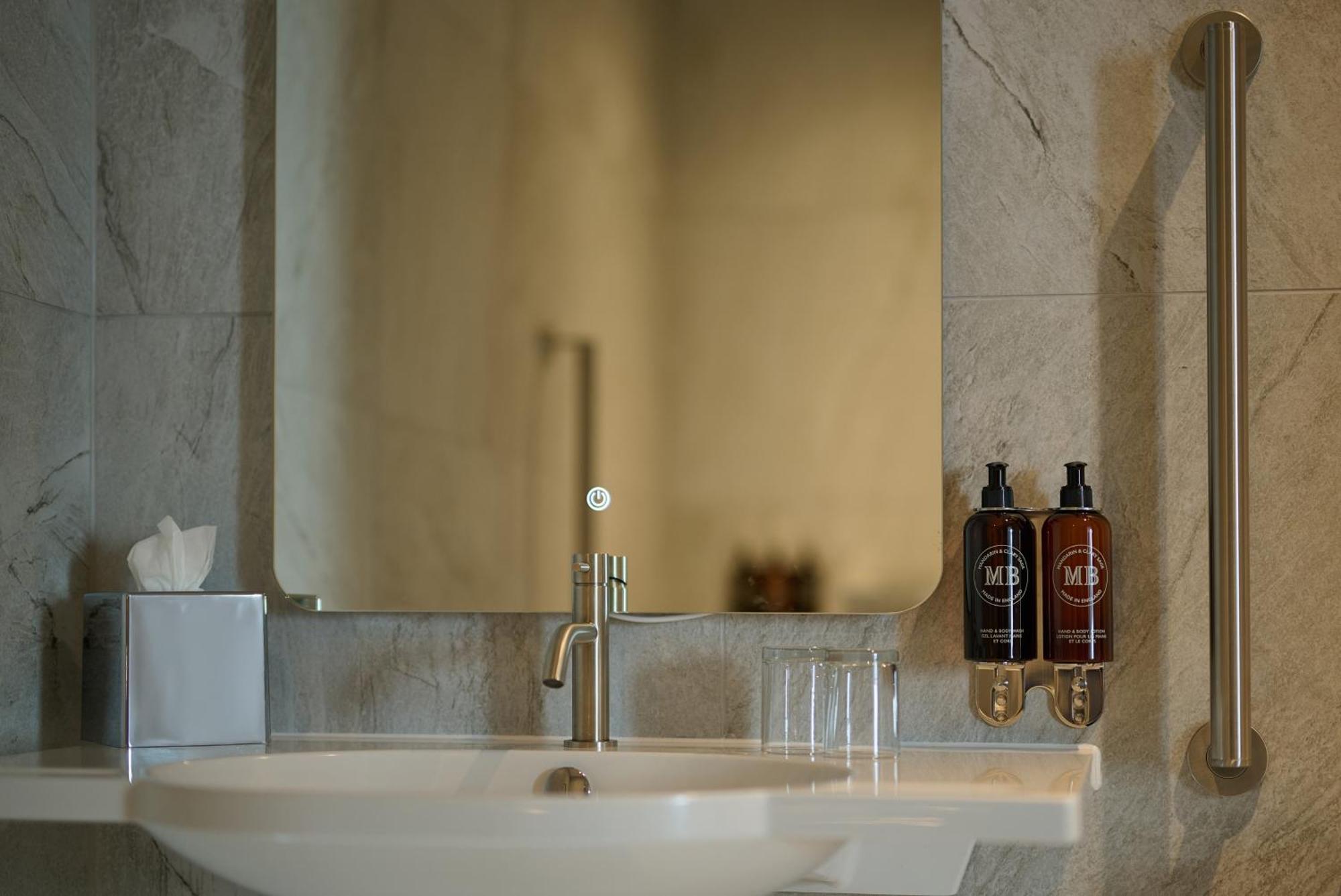 Hotel The Resident Edinburgh - Newly Open Esterno foto